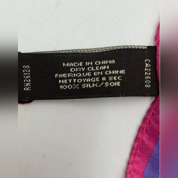 NEW Coach Designer Women's Signature C Multi-Color Bandana Scarf Wrap NWT - Picture 8 of 9